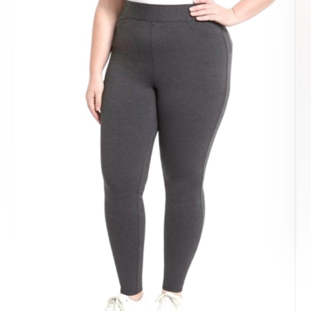 Pull-On High-Rise Jeggings. NWOT